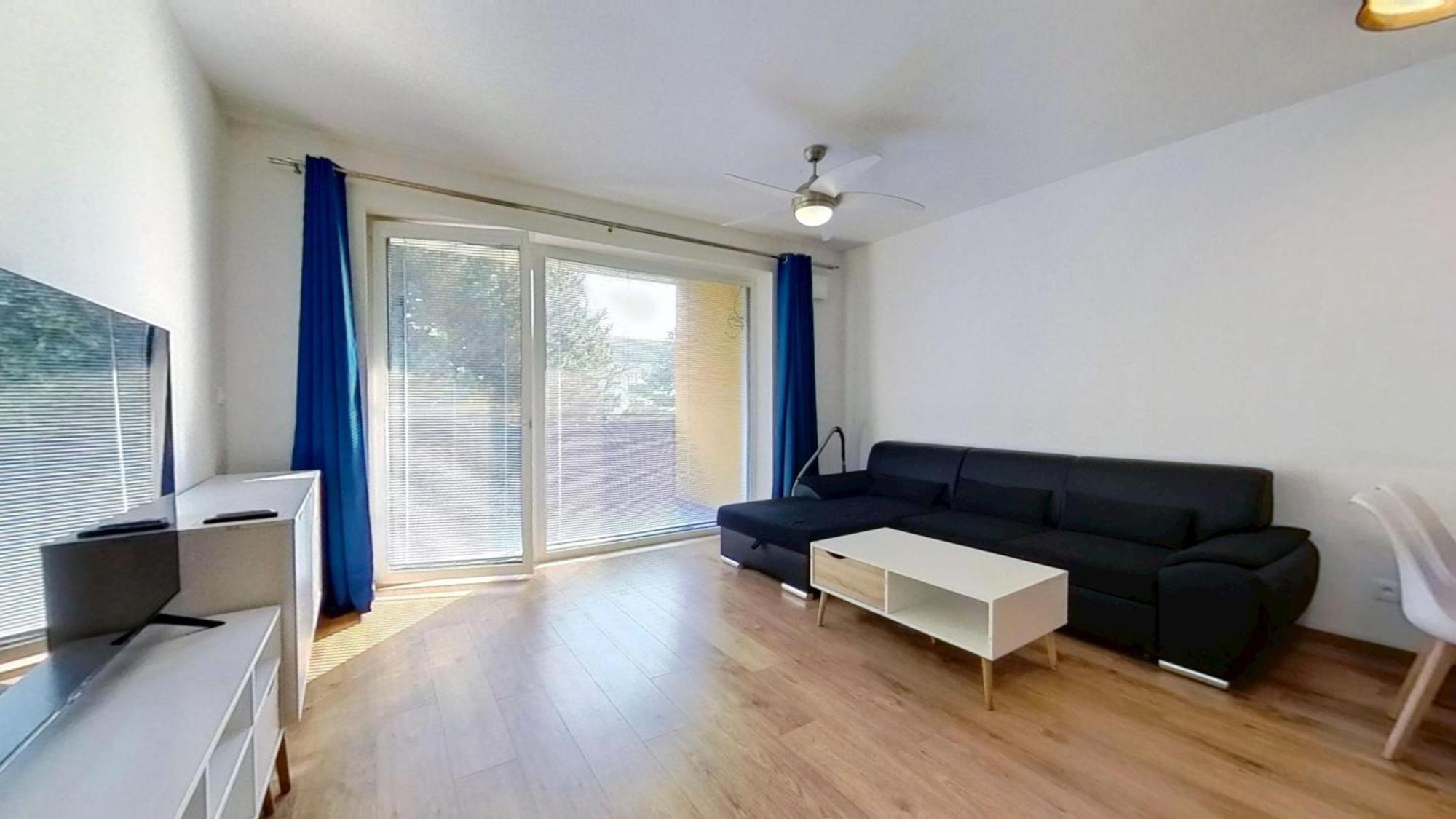 Air-Conditioned 2 Room Apartment, With Terrace, Rovinka 203 ภายนอก รูปภาพ
